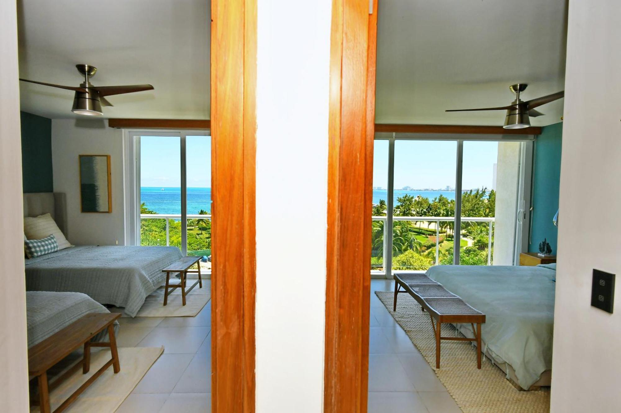 Beachfront Apartment Blue Vista Cancún Extérieur photo
